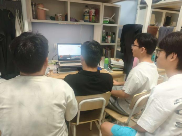 图片2.png 图片2.png